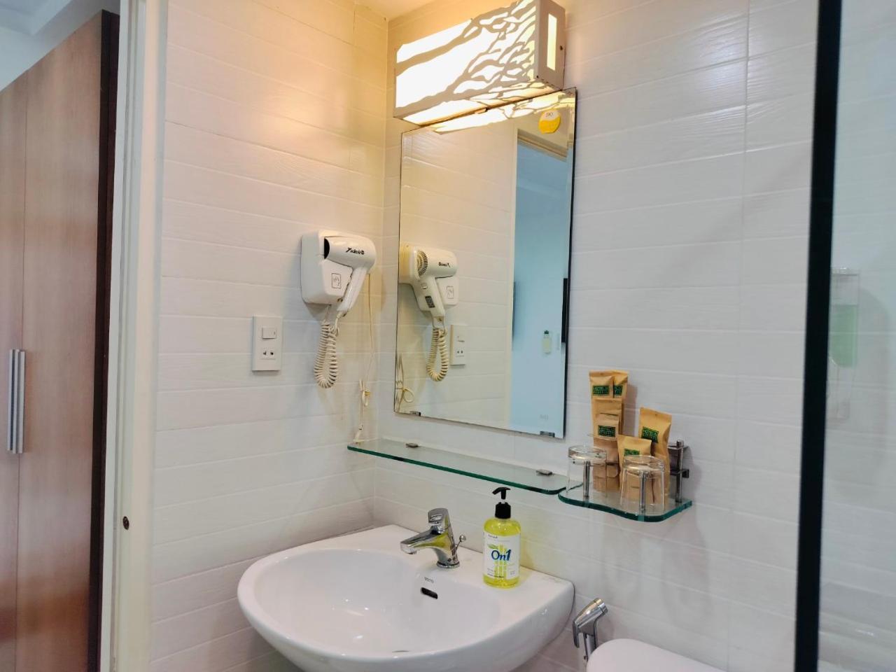 Adventure Hotel Bandar Ho Chi Minh Luaran gambar