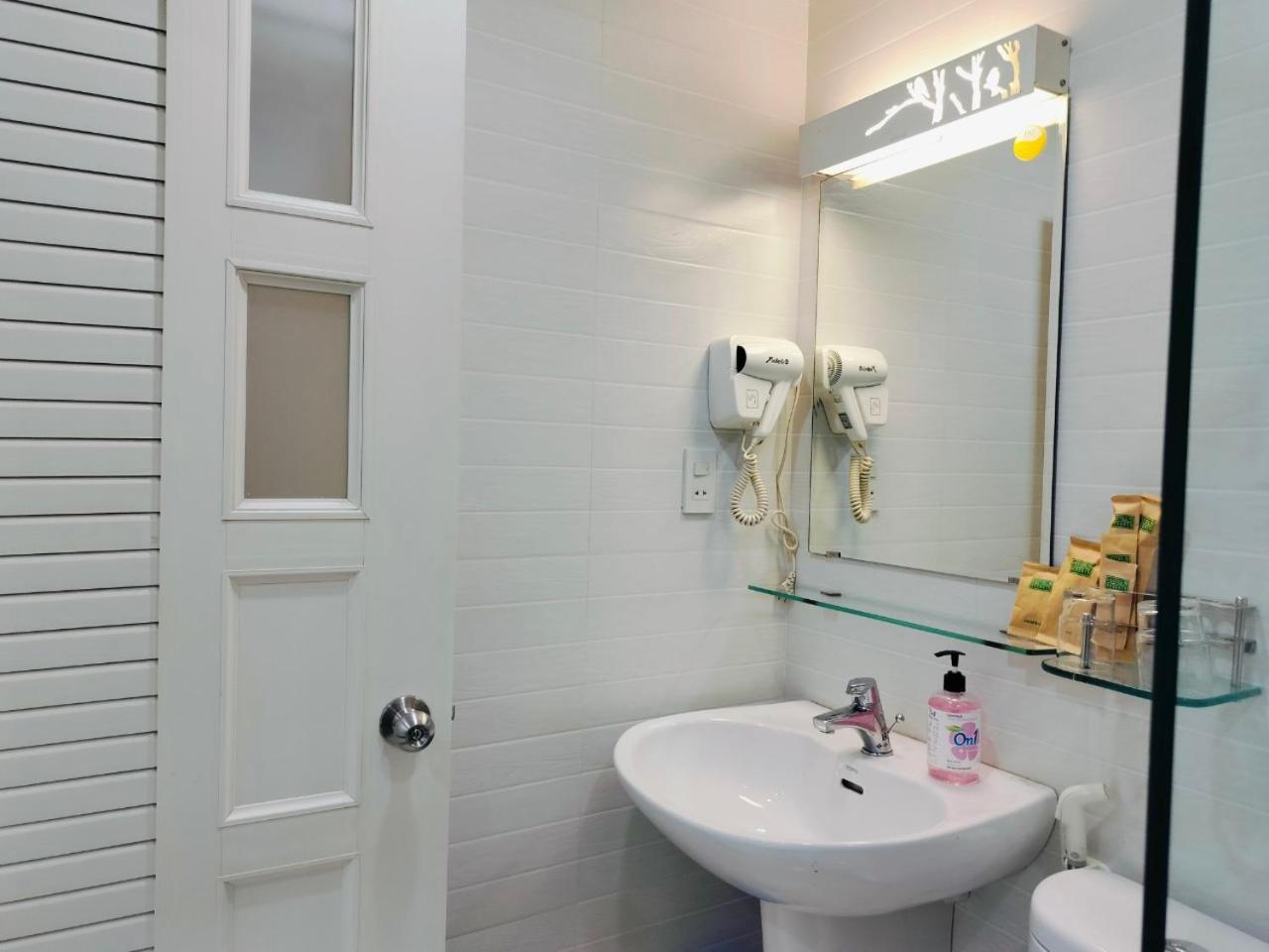 Adventure Hotel Bandar Ho Chi Minh Luaran gambar